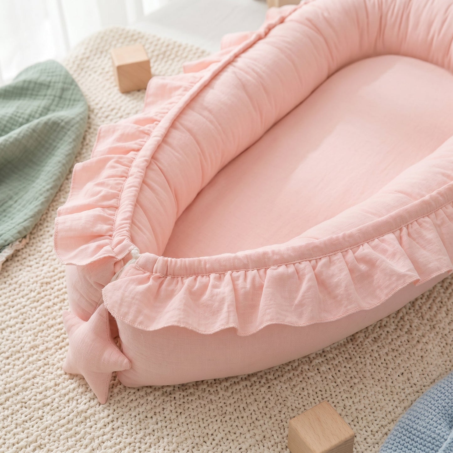 Snug Baby Nest Lounger