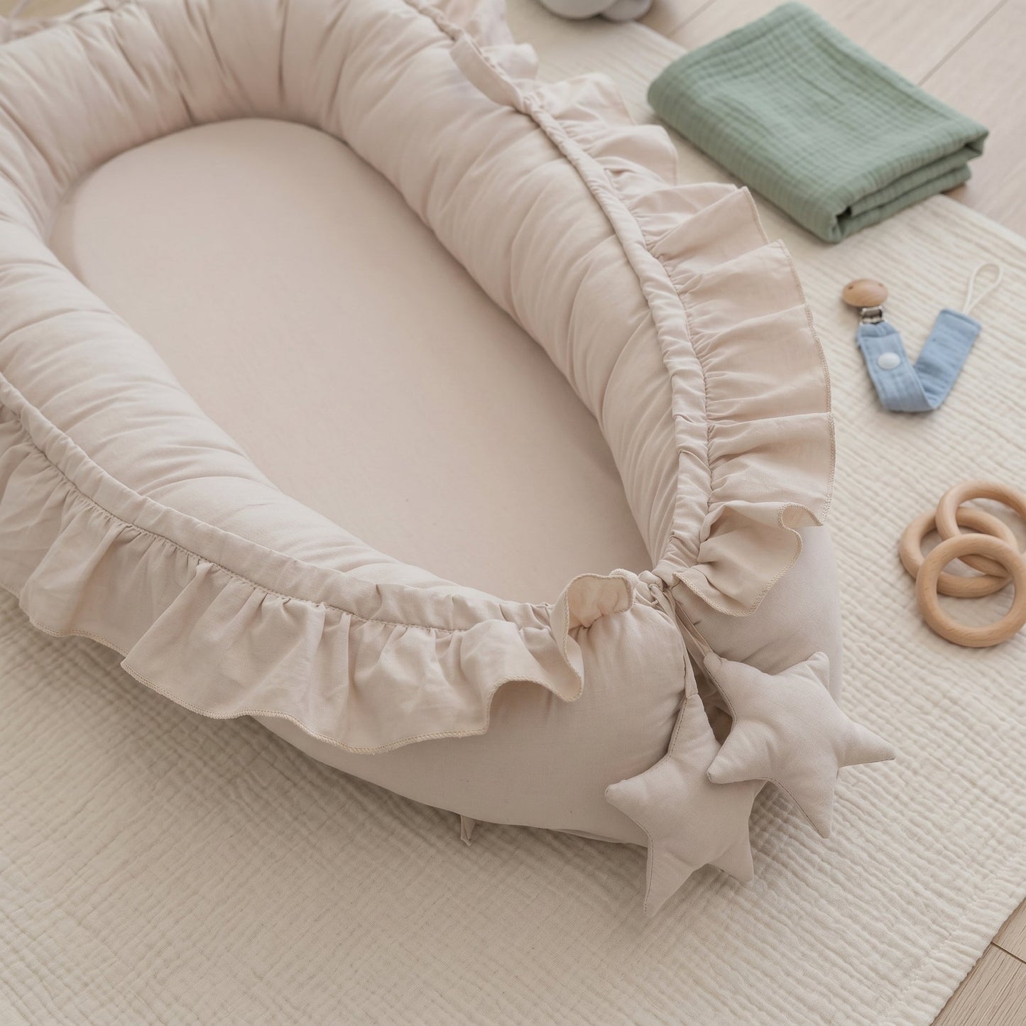 Snug Baby Nest Lounger