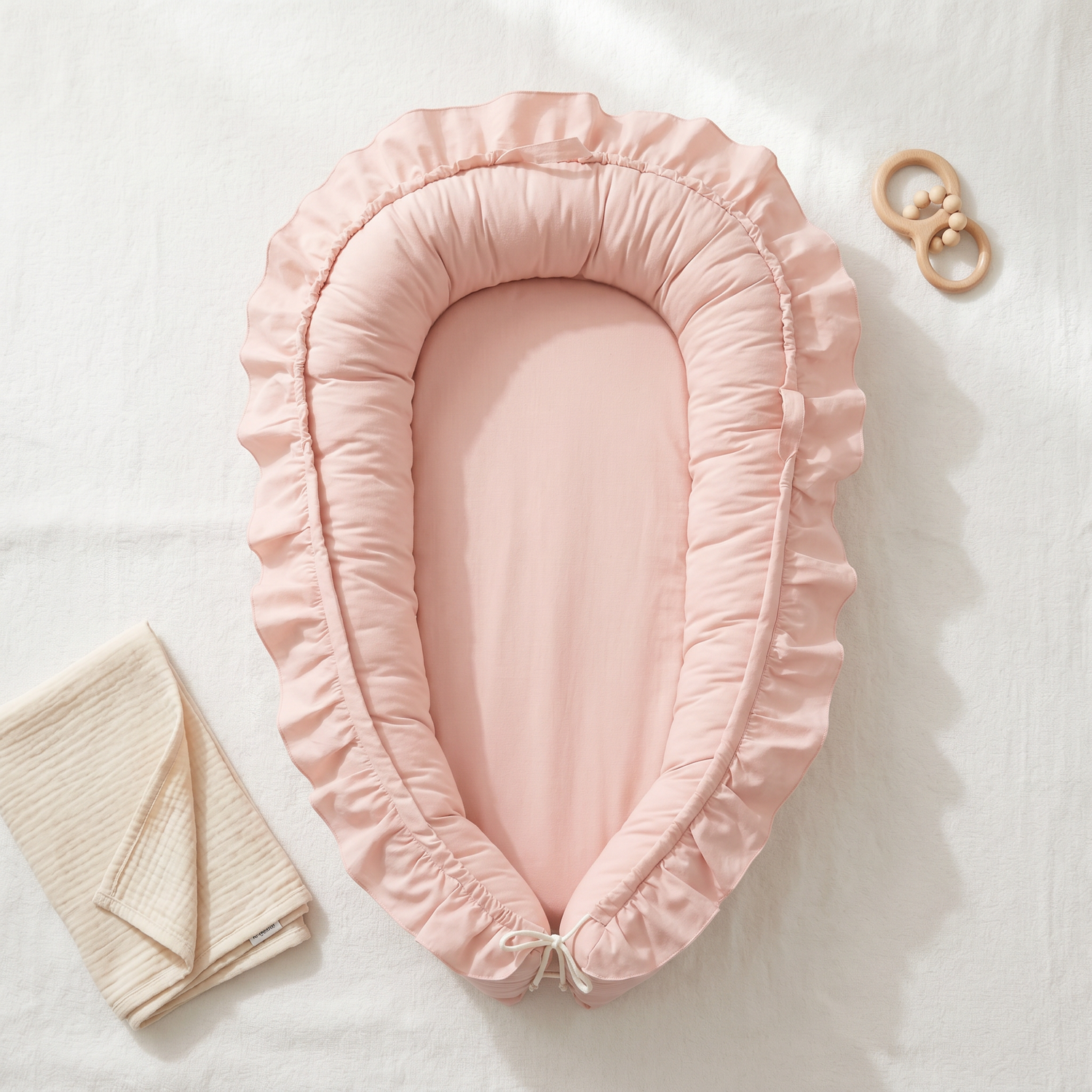 Snug baby nest lounger, pink, product photo